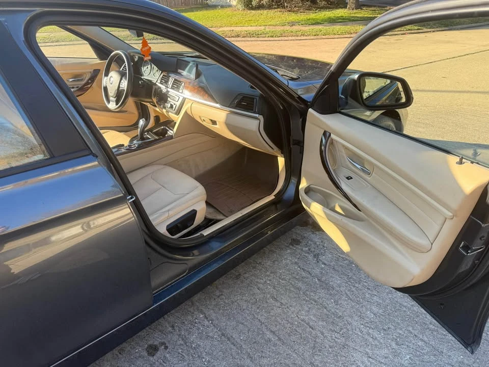 2013 BMW 8 Series - Image 11 of 11