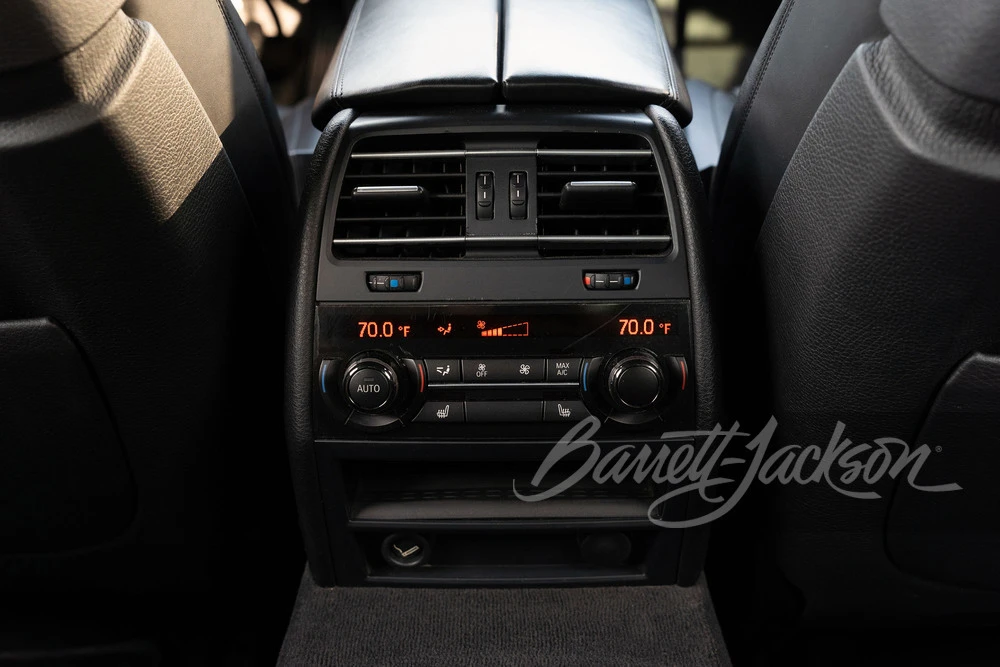 2013 BMW Alpina B7 - Image 24 of 31