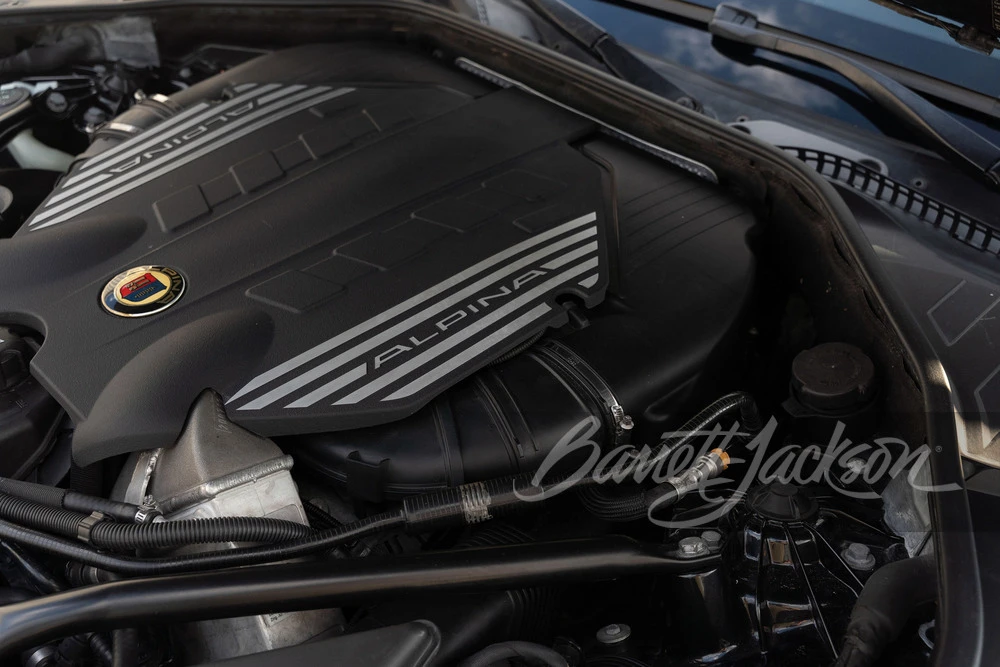 2013 BMW Alpina B7 - Image 7 of 31