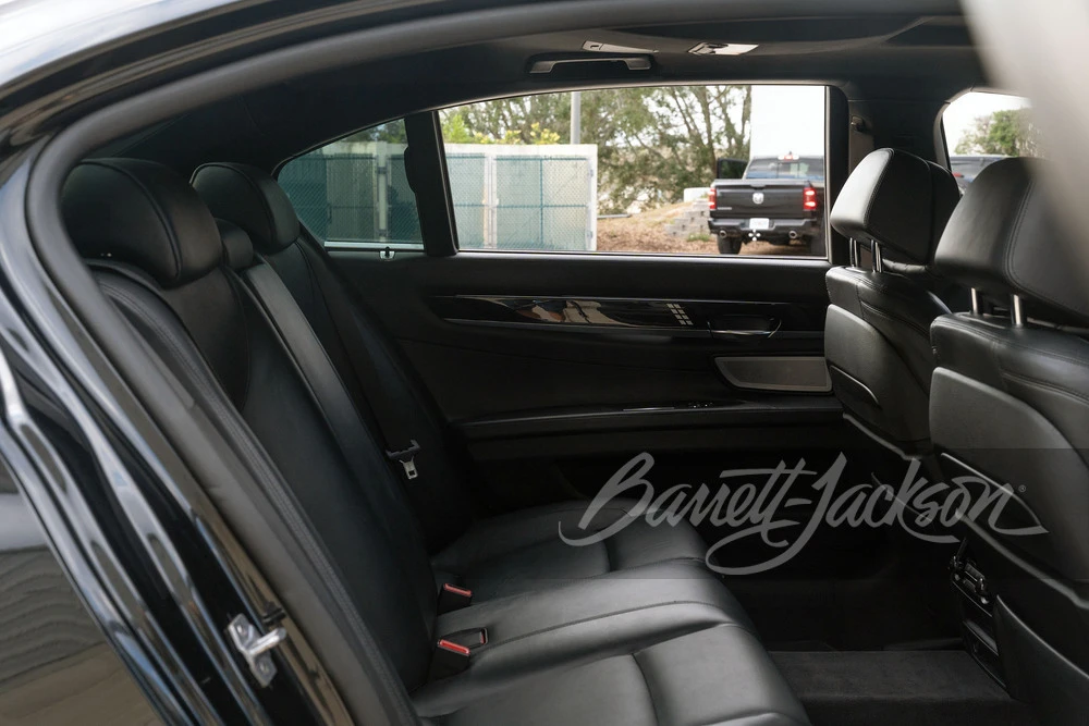 2013 BMW Alpina B7 - Image 16 of 31