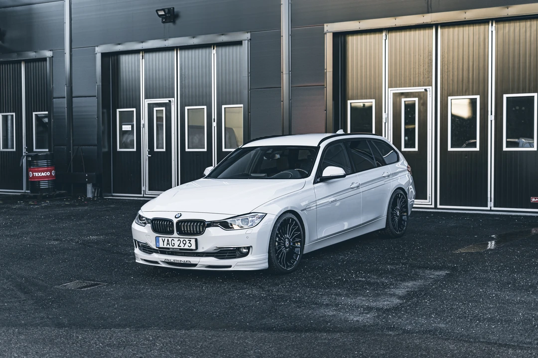2013 BMW Alpina B3 - Image 4 of 31