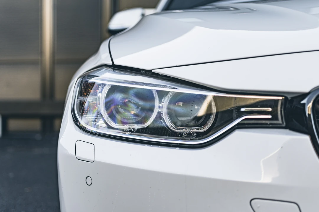 2013 BMW Alpina B3 - Image 16 of 31