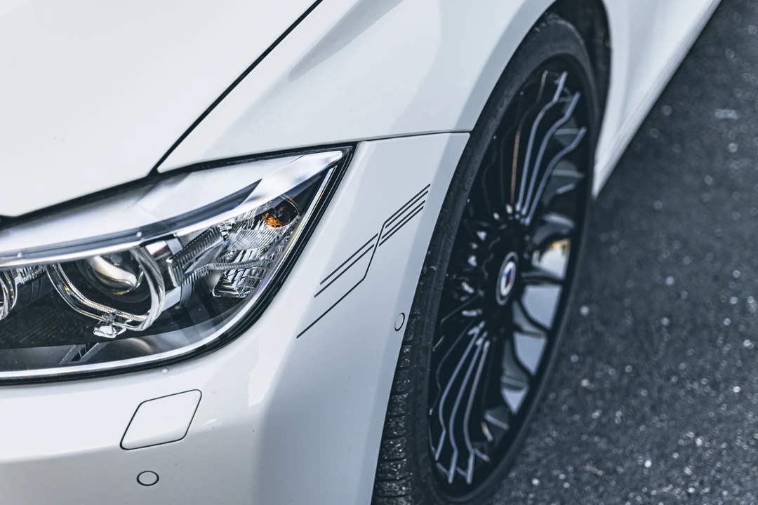 2013 BMW Alpina B3 - Image 24 of 31