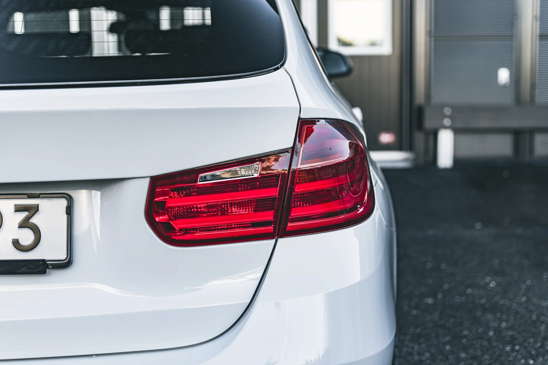 2013 BMW Alpina B3 - Image 29 of 31