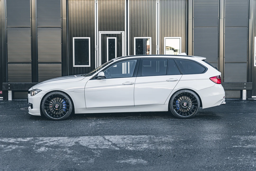 2013 BMW Alpina B3 - Image 5 of 31
