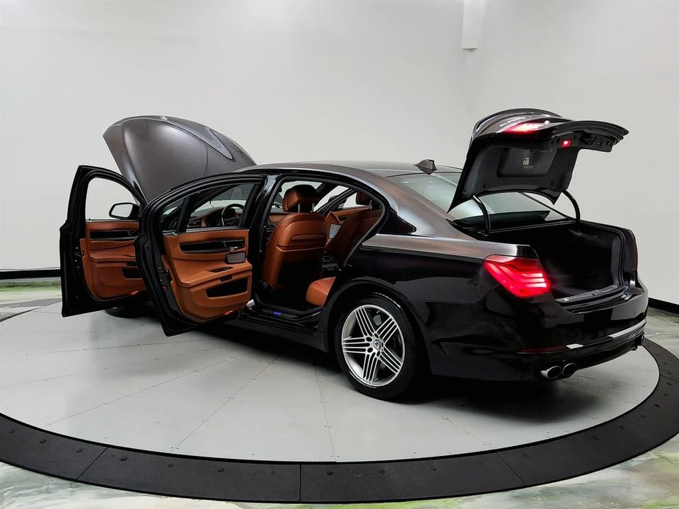 2013 BMW Alpina B7 - Image 12 of 12