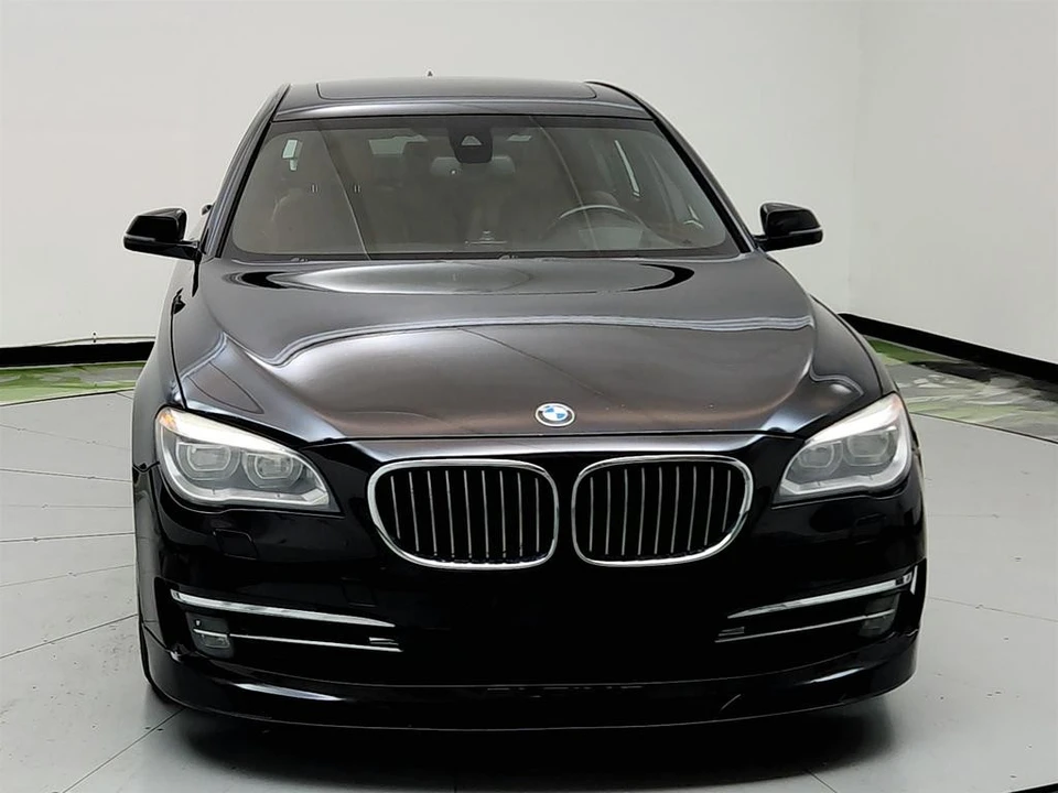2013 BMW Alpina B7 - Image 2 of 12