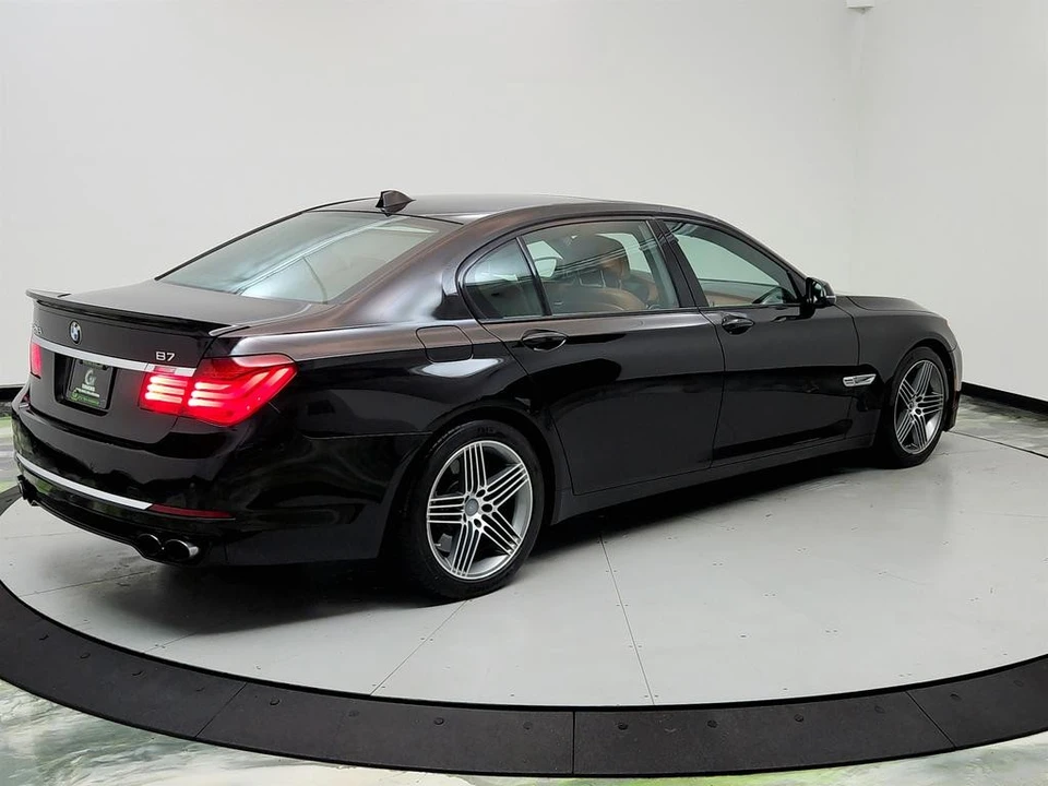 2013 BMW Alpina B7 - Image 5 of 12