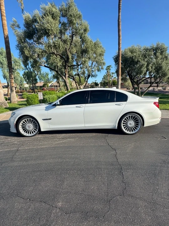 2013 BMW Alpina B7 - Image 4 of 20
