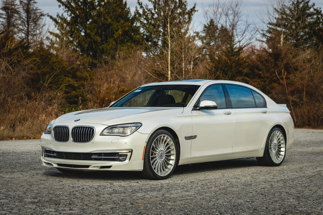 2013 BMW Alpina B7 - Image 15 of 31