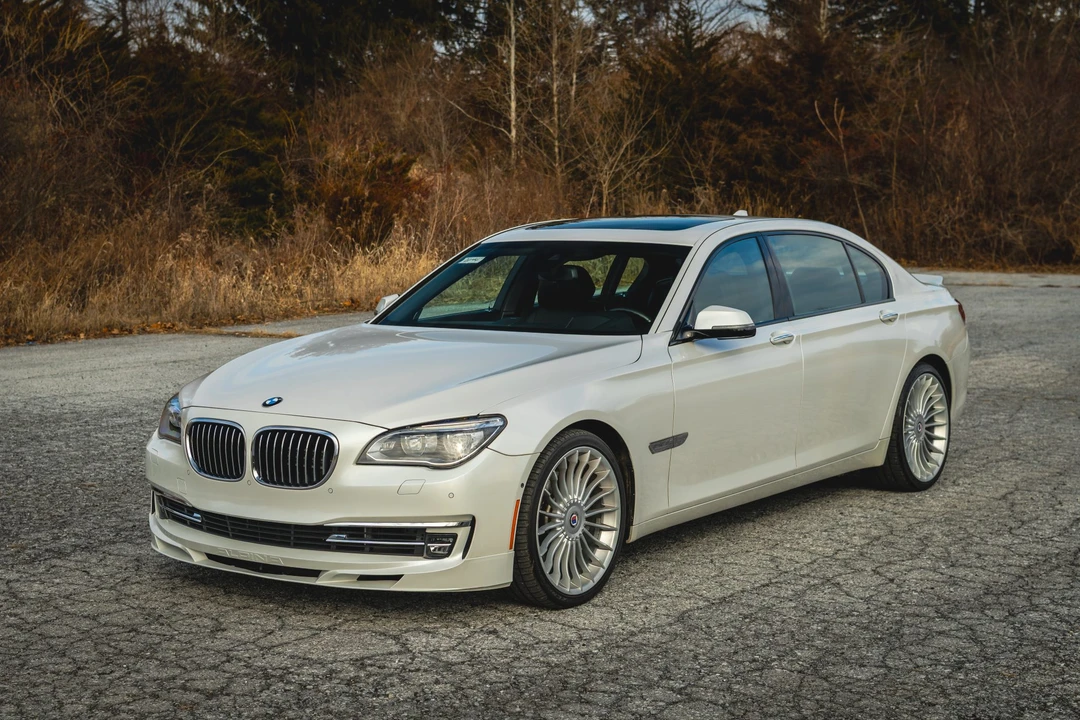 2013 BMW Alpina B7 - Image 9 of 31