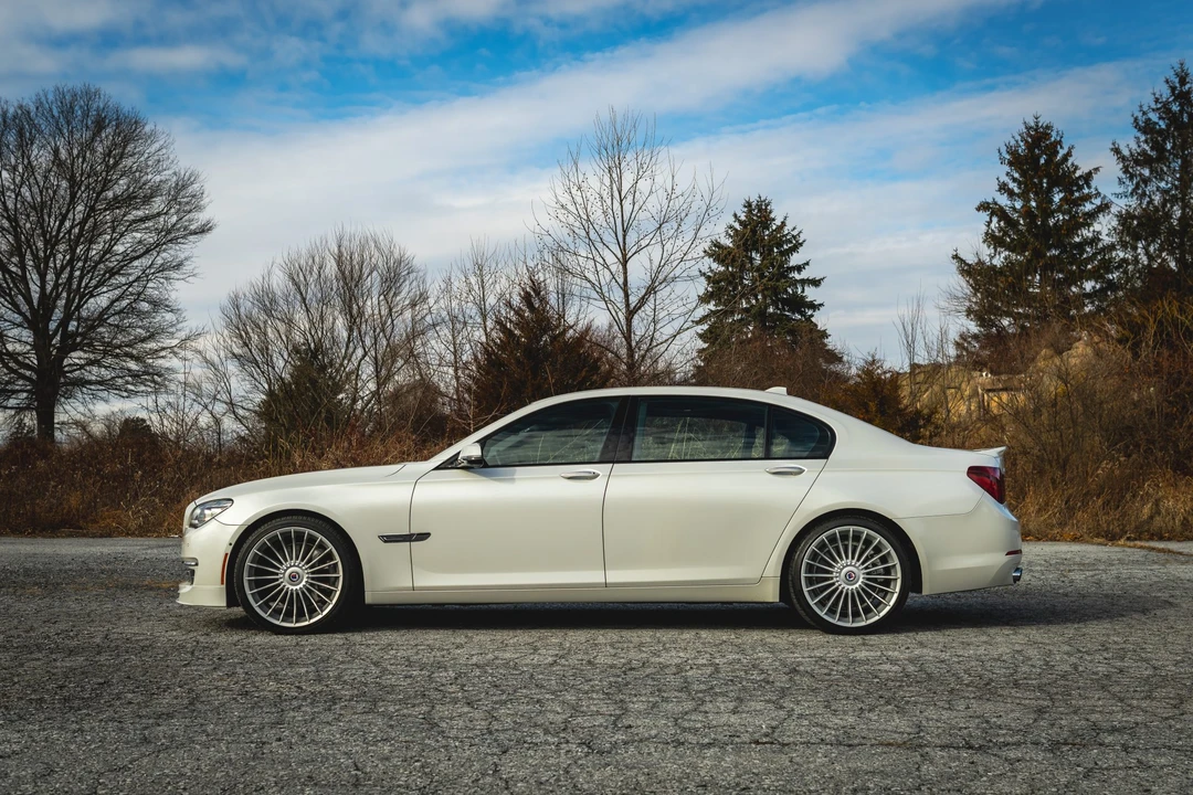 2013 BMW Alpina B7 - Image 19 of 31