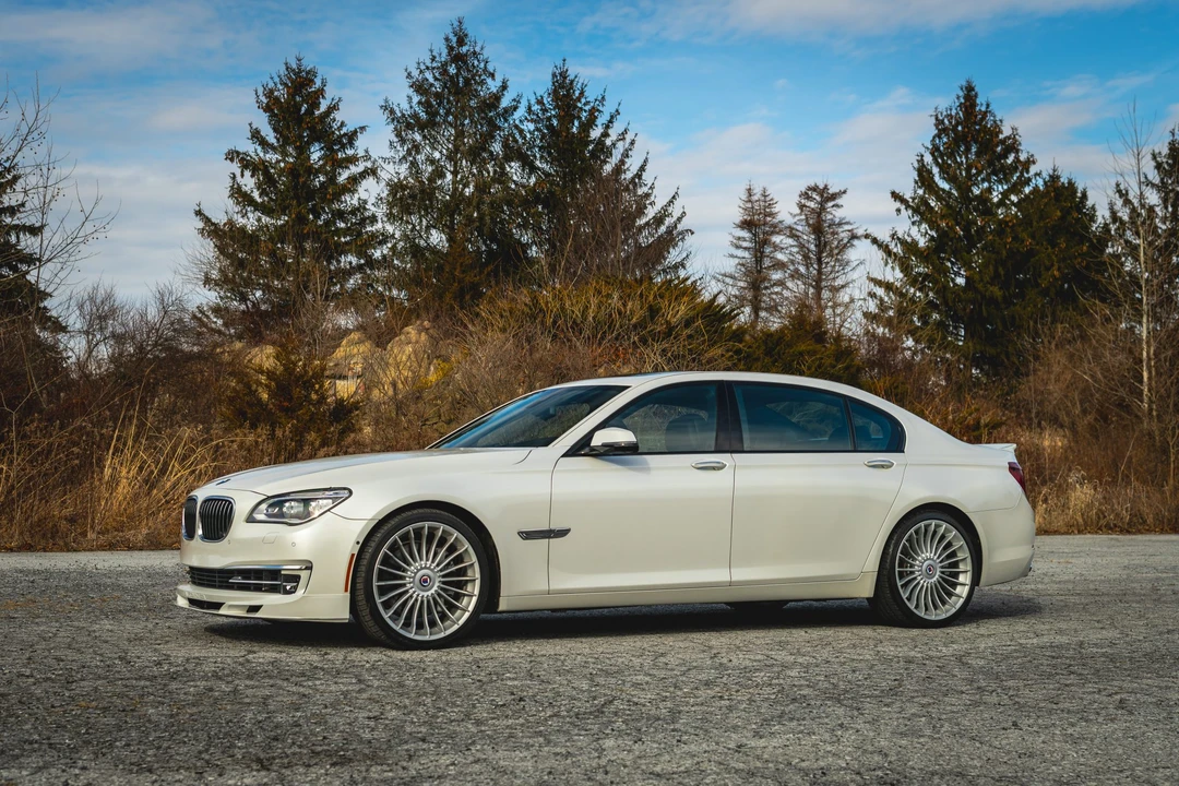 2013 BMW Alpina B7 - Image 17 of 31