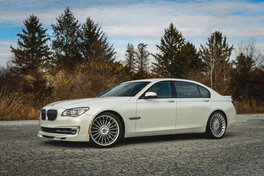 2013 BMW Alpina B7 - Image 13 of 31