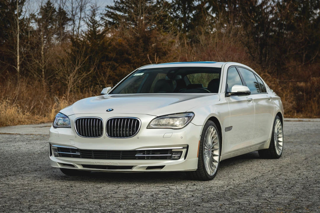 2013 BMW Alpina B7 - Image 3 of 31
