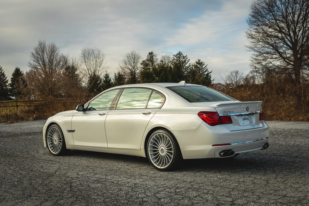 2013 BMW Alpina B7 - Image 24 of 31