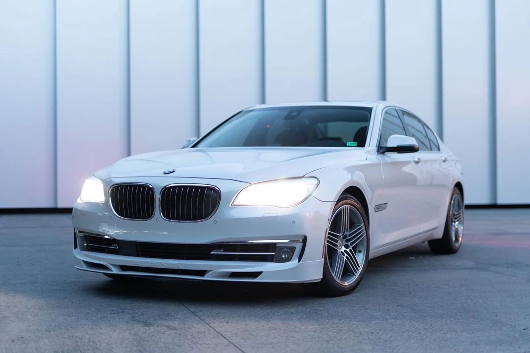 2013 BMW Alpina B7 - Image 5 of 31