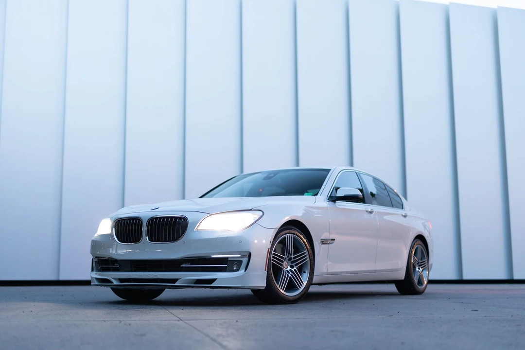 2013 BMW Alpina B7 - Image 9 of 31