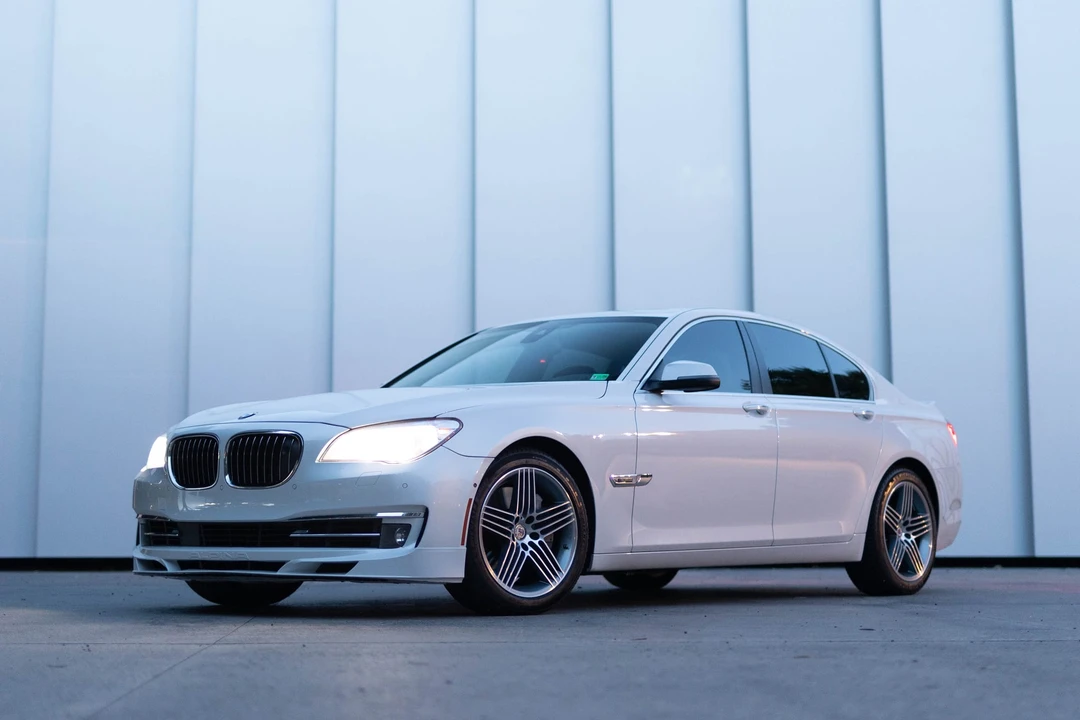 2013 BMW Alpina B7 - Image 12 of 31