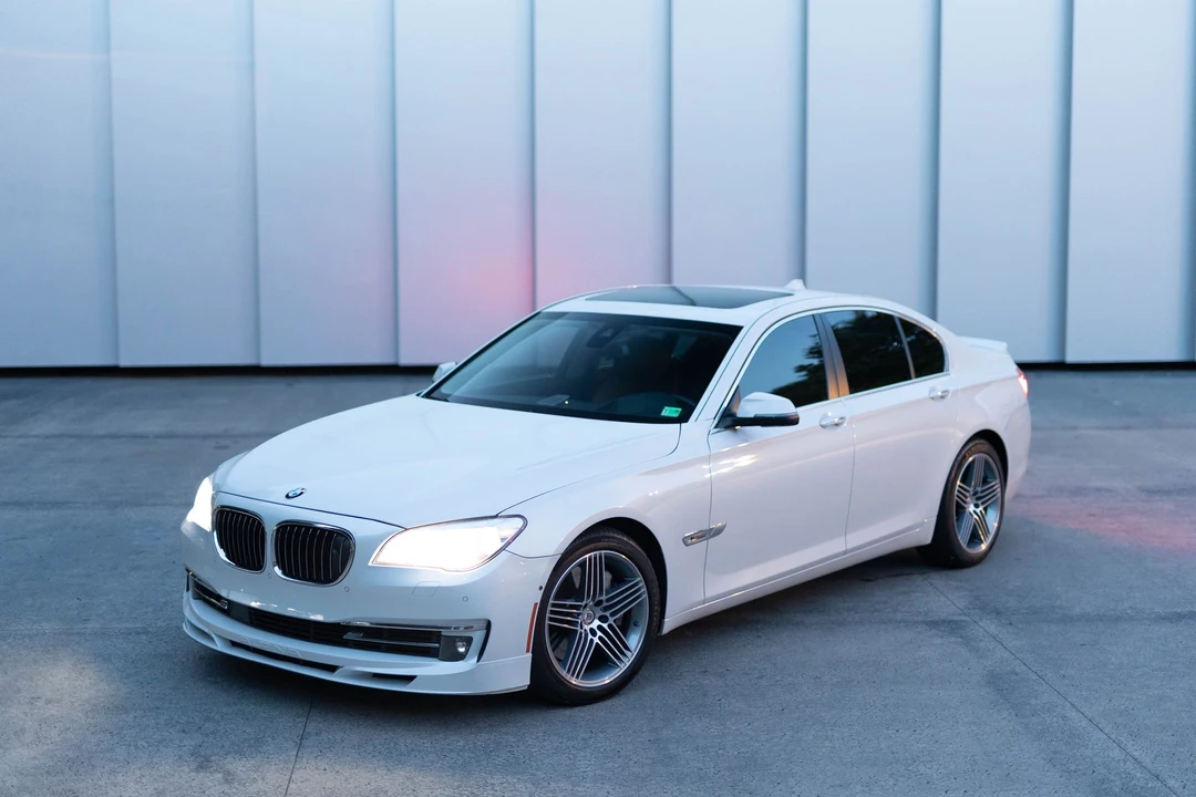 2013 BMW Alpina B7 - Image 10 of 31