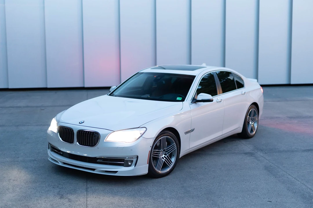 2013 BMW Alpina B7 - Image 7 of 31