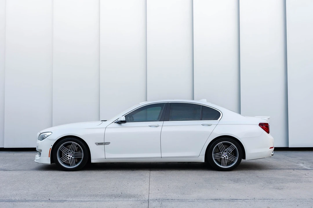 2013 BMW Alpina B7 - Image 14 of 31