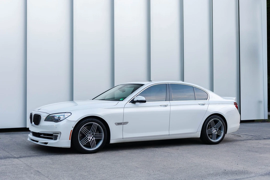 2013 BMW Alpina B7 - Image 13 of 31