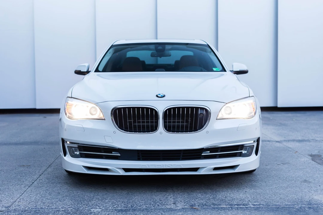 2013 BMW Alpina B7 - Image 4 of 31