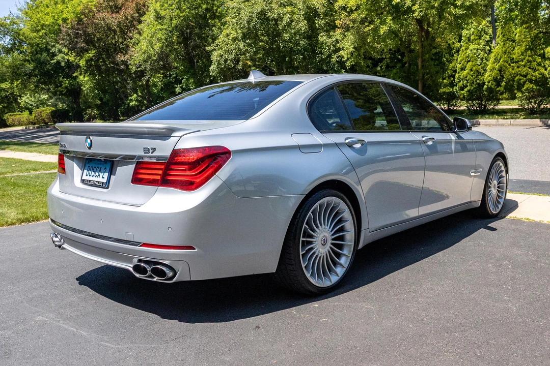 2013 BMW Alpina B7 - Image 4 of 31