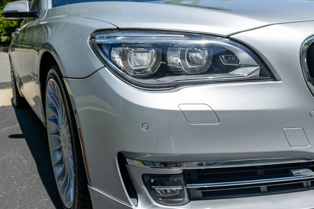 2013 BMW Alpina B7 - Image 9 of 31