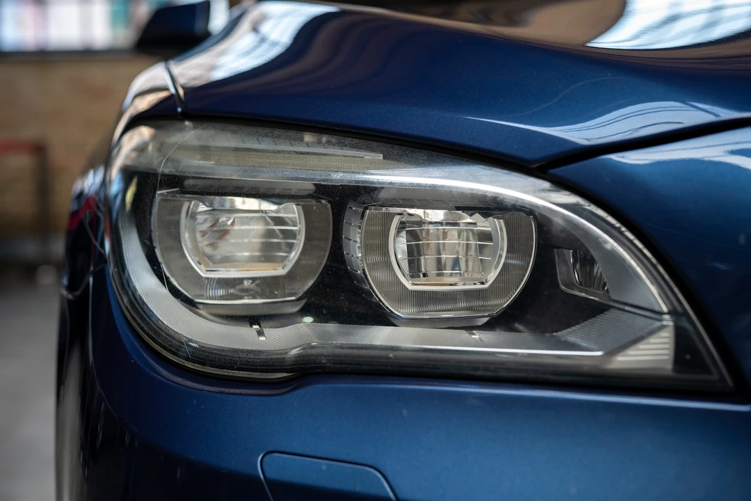 2013 BMW Alpina B7 - Image 14 of 31