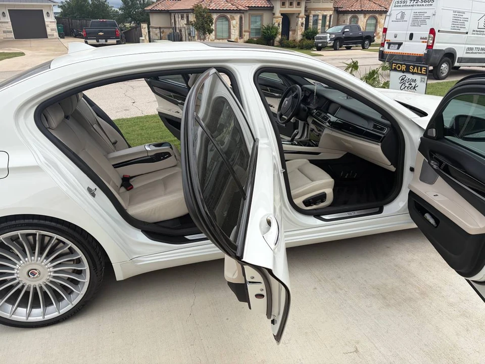 2013 BMW Alpina B7 - Image 5 of 11