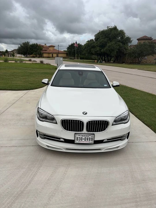 2013 BMW Alpina B7 - Image 3 of 11