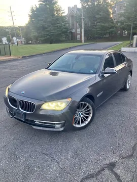 2013 BMW B7 Sedan 4D