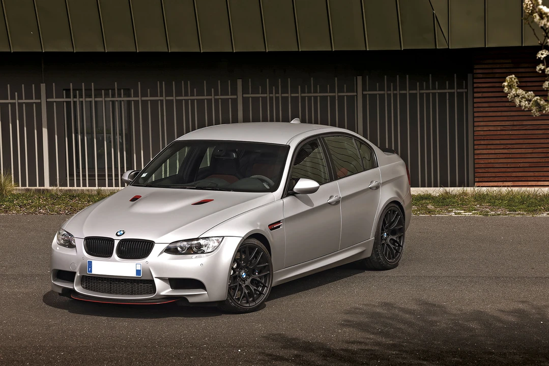 2013 BMW E90 M3 Sedan - Image 5 of 31