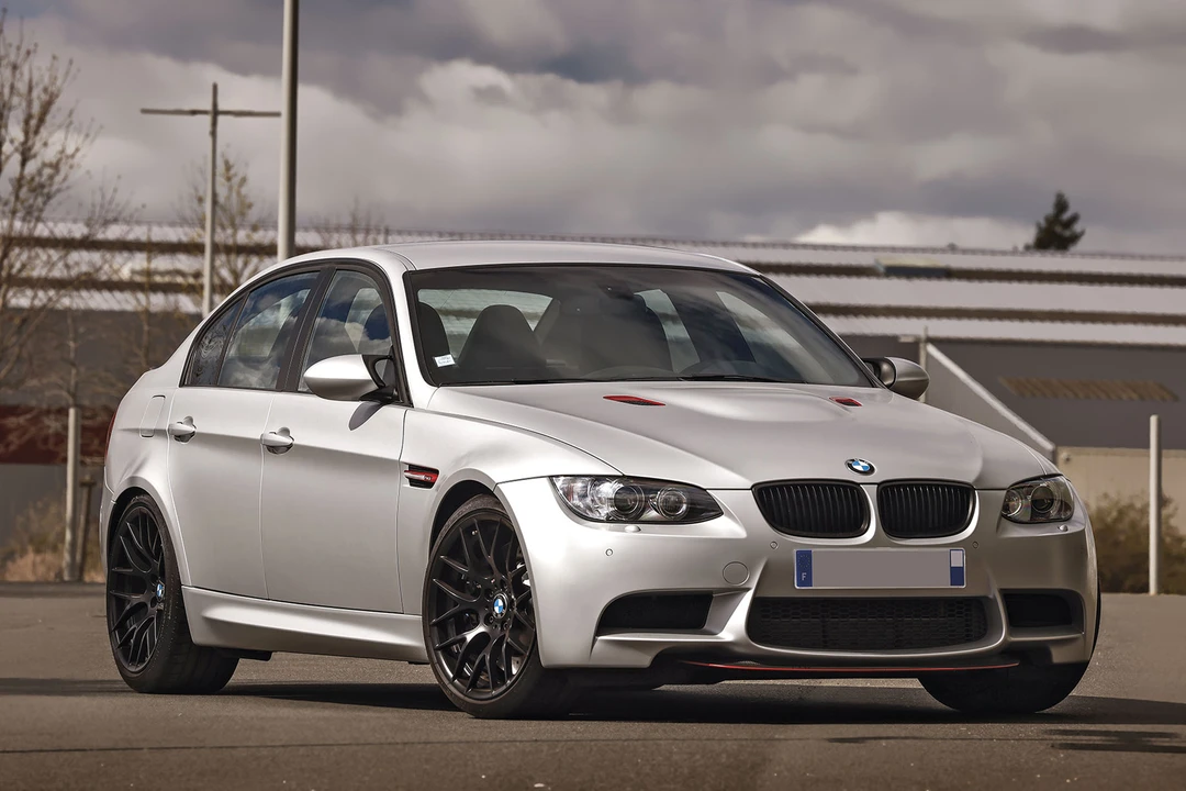 2013 BMW E90 M3 Sedan - Image 2 of 31