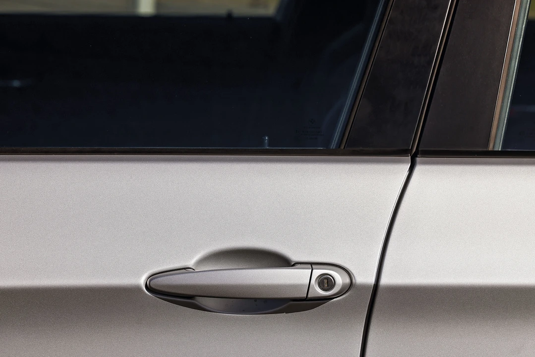 2013 BMW E90 M3 Sedan - Image 28 of 31
