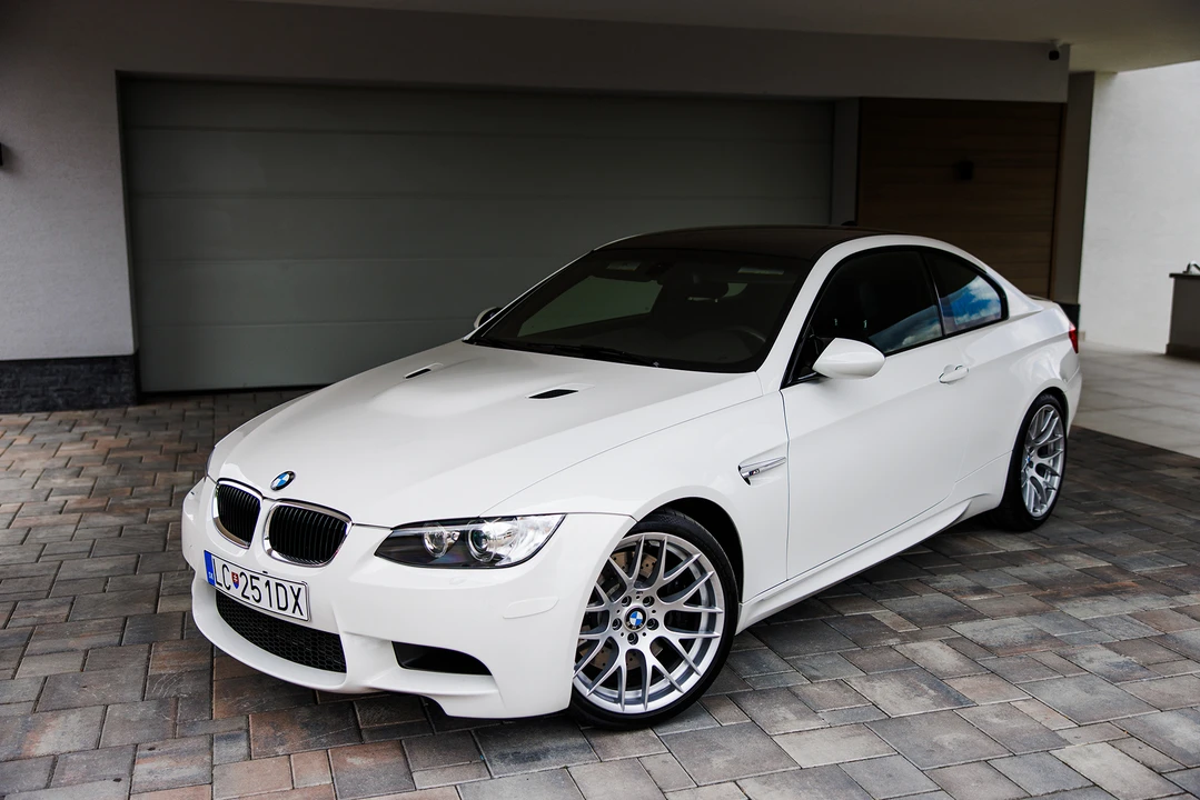 2013 BMW E92 M3 Coupe - Image 16 of 31