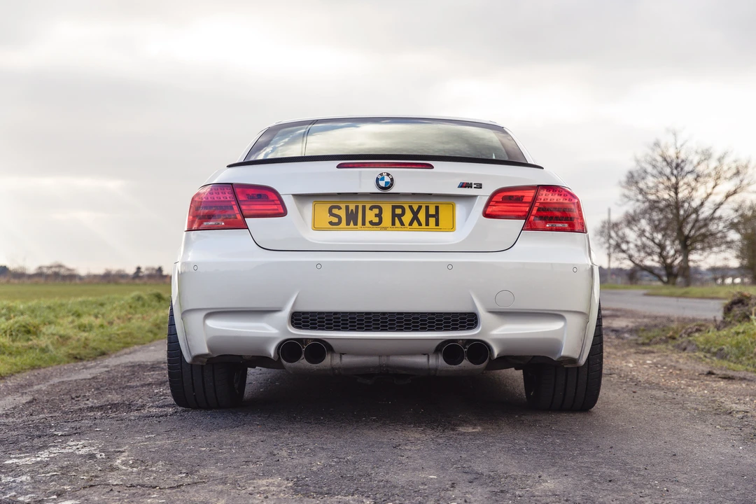 2013 BMW E93 3 Series Convertible - Image 14 of 31