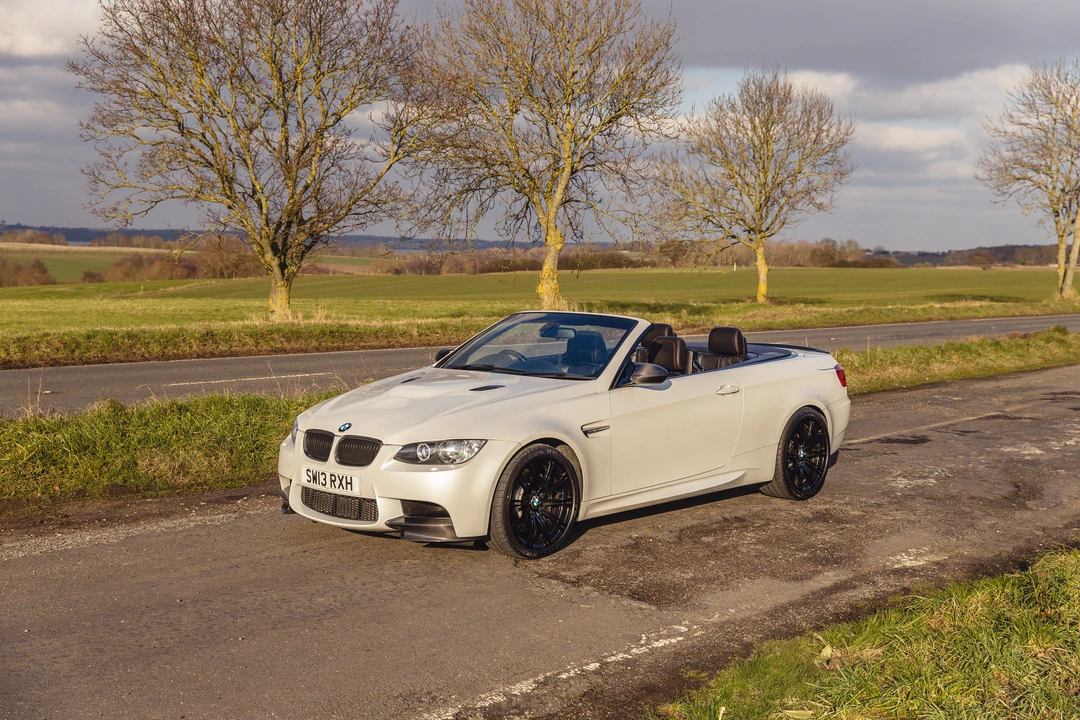 2013 BMW E93 3 Series Convertible - Image 9 of 31