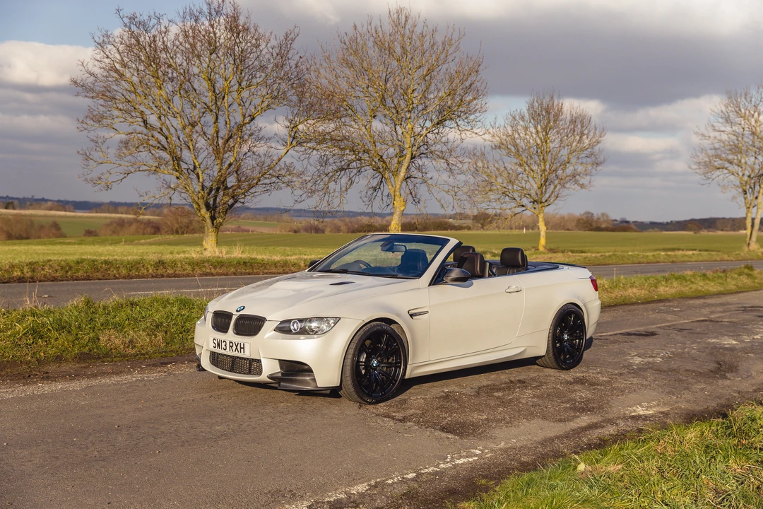 2013 BMW E93 3 Series Convertible - Image 17 of 31