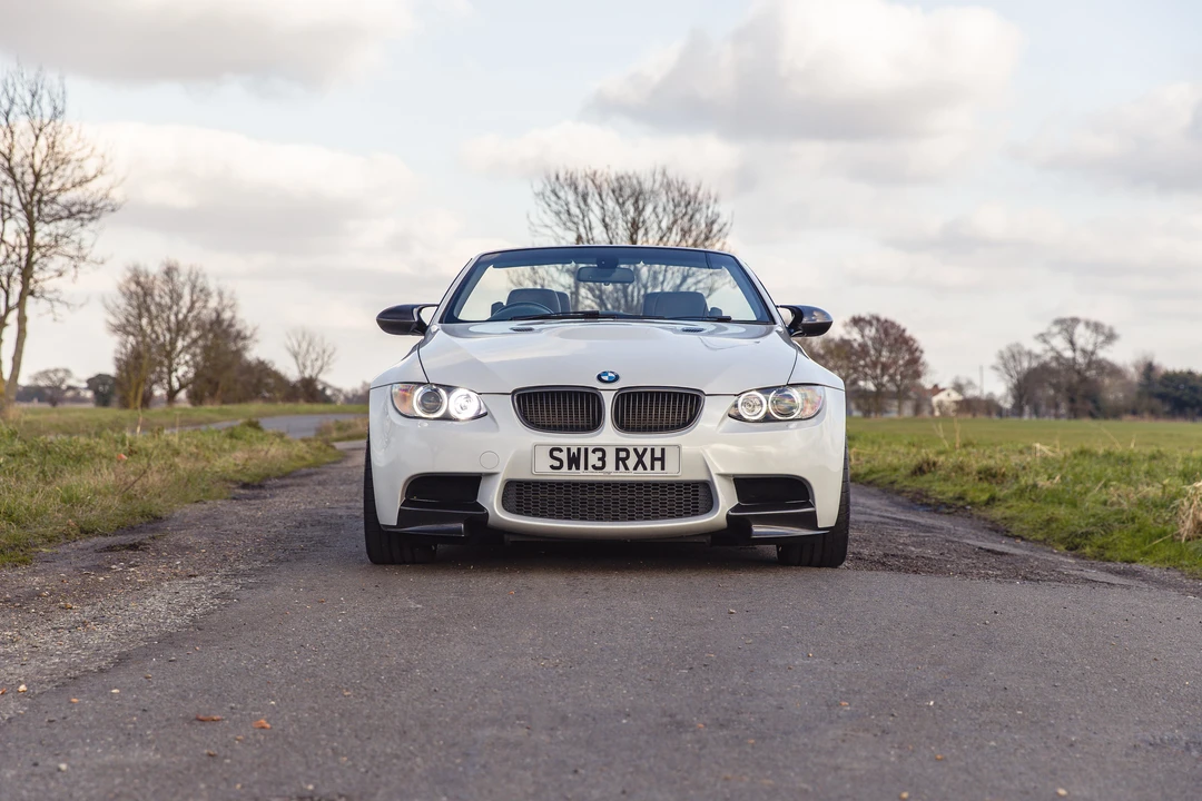 2013 BMW E93 3 Series Convertible - Image 2 of 31