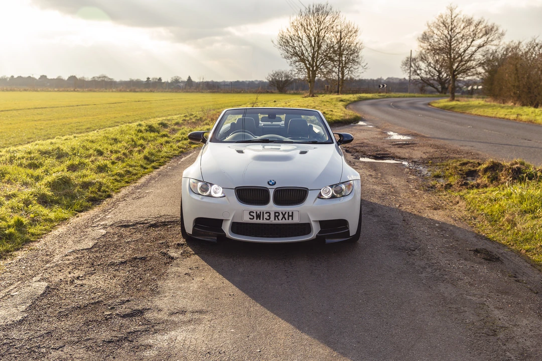 2013 BMW E93 3 Series Convertible - Image 18 of 31