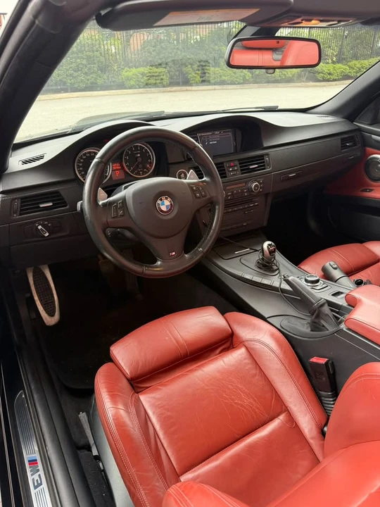 2013 BMW E93 M3 Convertible - Image 5 of 12