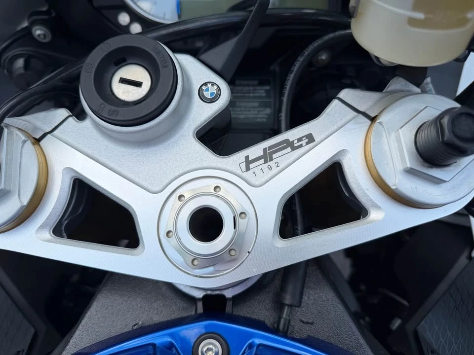2013 BMW S1000 - Image 9 of 9