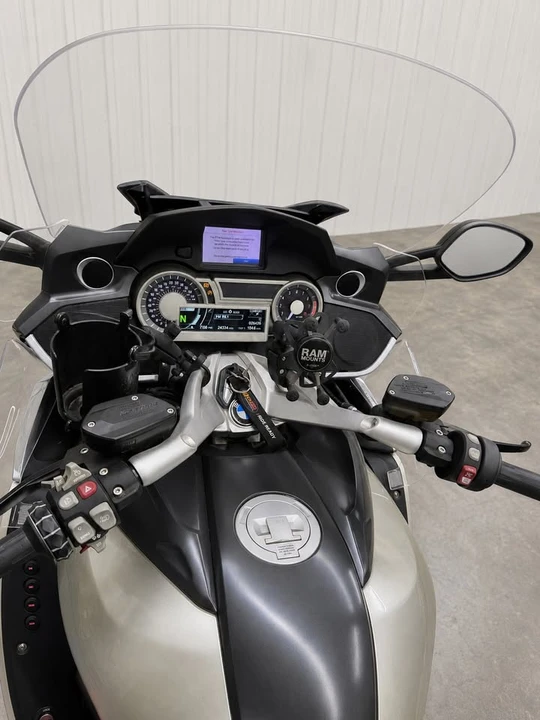 2013 BMW K1600 - Image 10 of 12