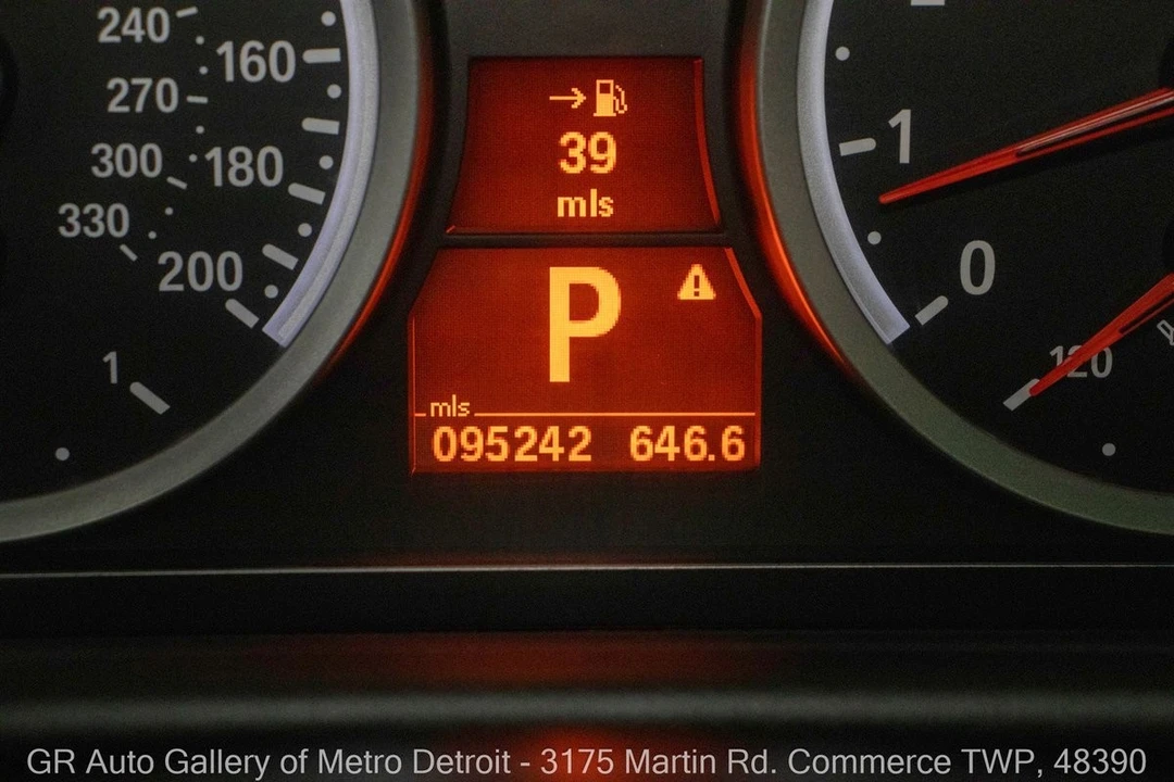 2013 BMW M3 - Image 18 of 31