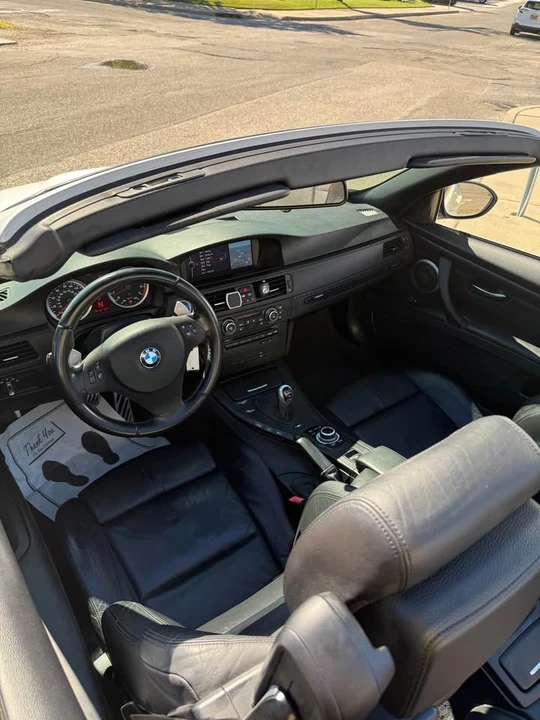 2013 BMW E93 M3 Convertible - Image 18 of 18
