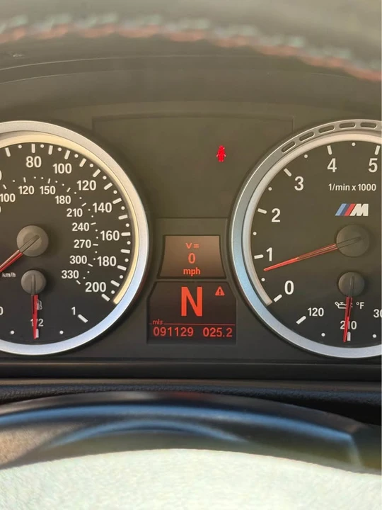 2013 BMW E93 M3 Convertible - Image 16 of 18