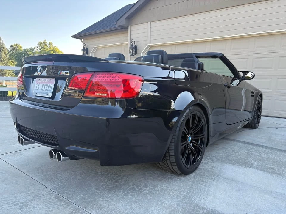 2013 BMW E93 M3 Convertible - Image 2 of 15